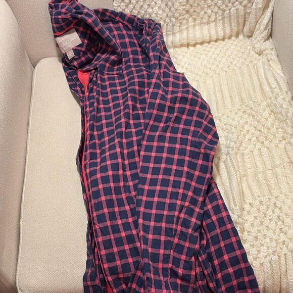 Banana Republic Red & Navy Blue Plaid Flannel Long Sleeve Shirt- Medium - Picture 4 of 4